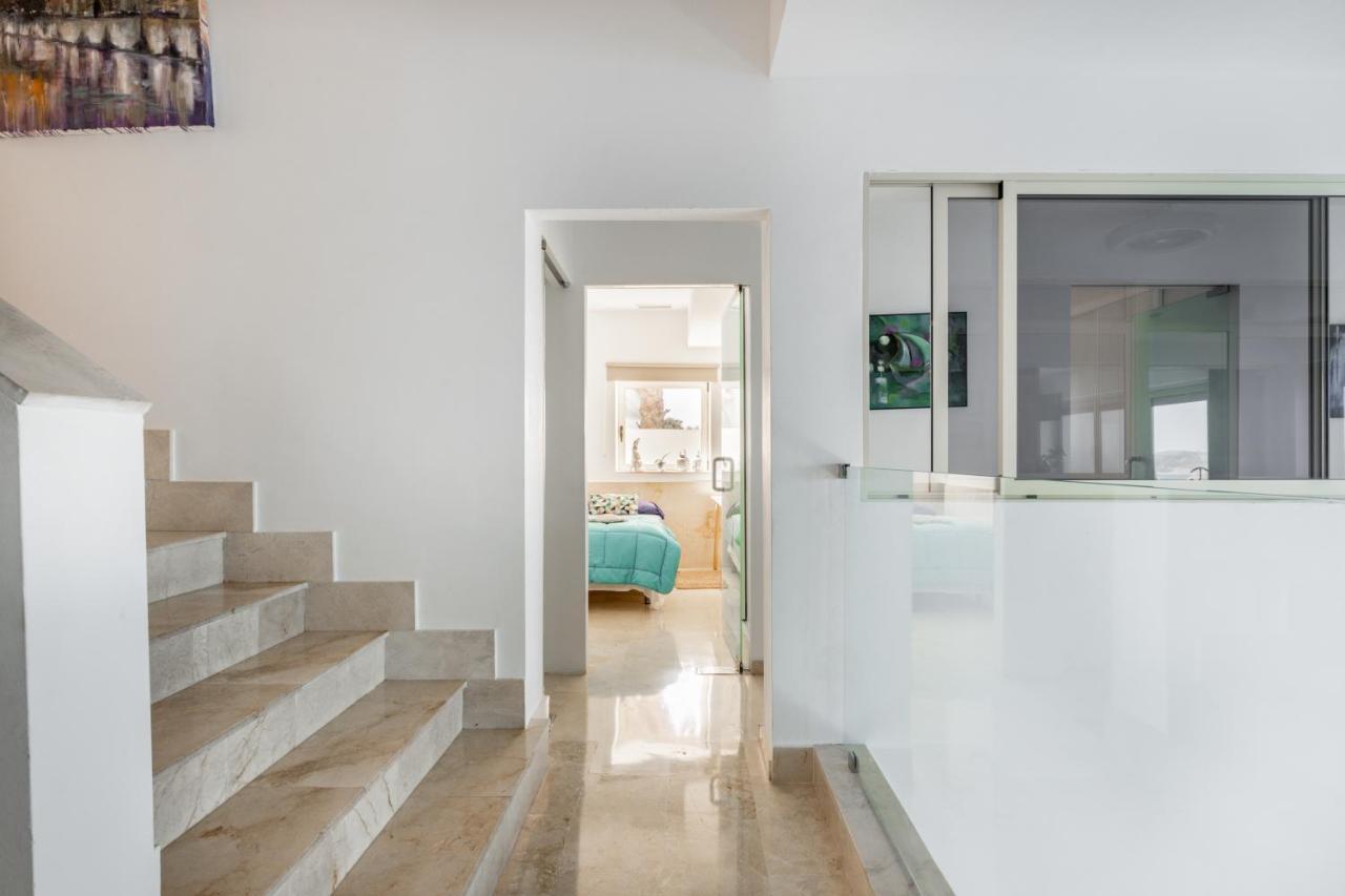 VIP seafront villa El Toro  Extérieur photo